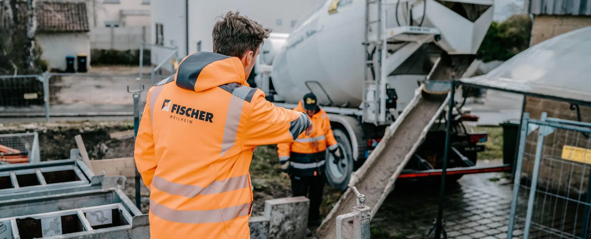 EASYSOIL® Flüssigboden im Einsatz. Bild (c) Fischer Weilheim