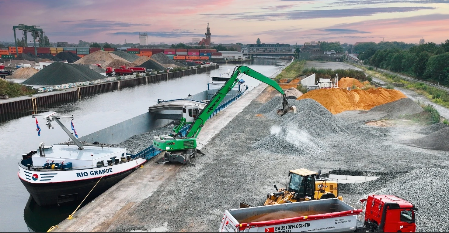 Das Baustoffzentrum Ruhrtal eröffnet im Dortmunder Hafen. Bild (c) Stricker-Gruppe