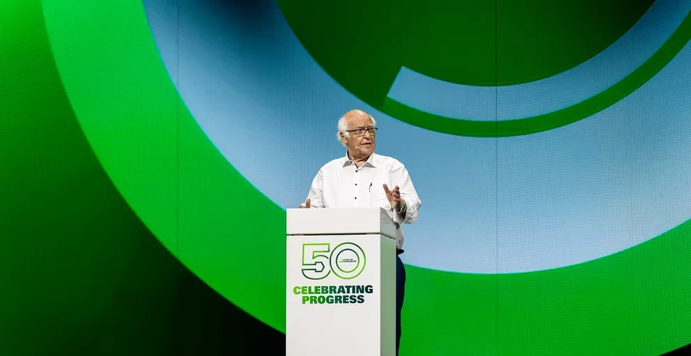 Gründer und CEO Martin Herrenknecht blickte im Rahmen seiner Festrede auf 50 Jahre Unternehmensgeschichte zurück und würdigte Mitarbeitende, Kunden und Partner. Bild (c) Herrenknecht